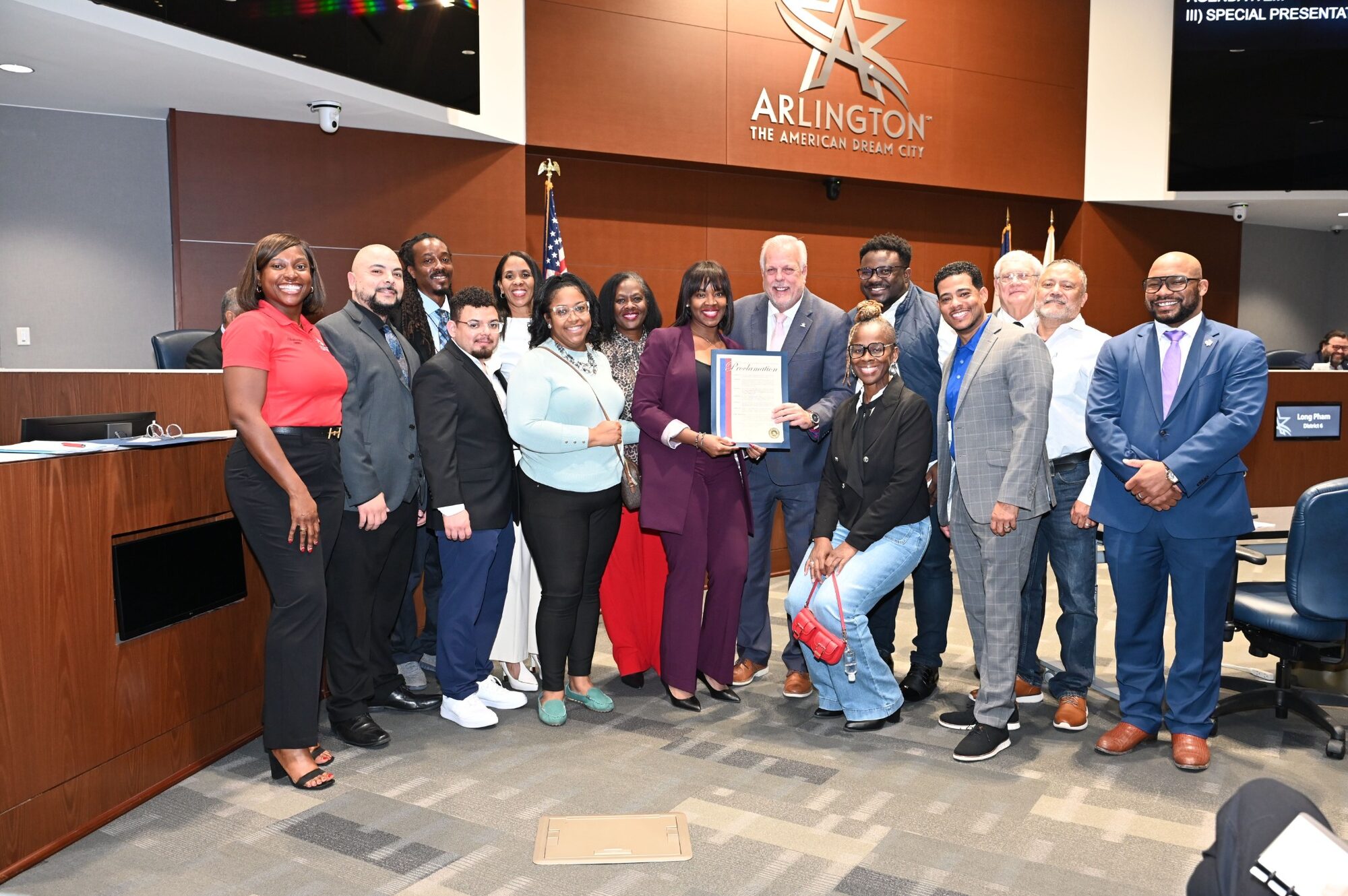 Jamare’ Dirrick Baity with the Mayor (community cohort group photo)